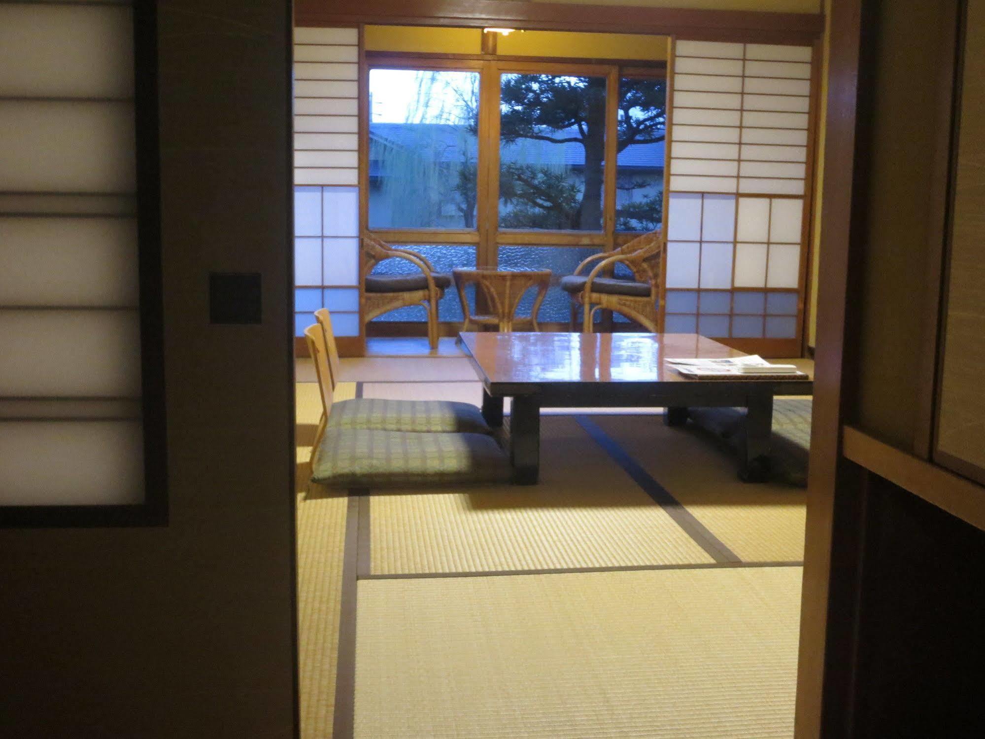 K'S House Ito Onsen - Historical Ryokan Hostel Exteriör bild