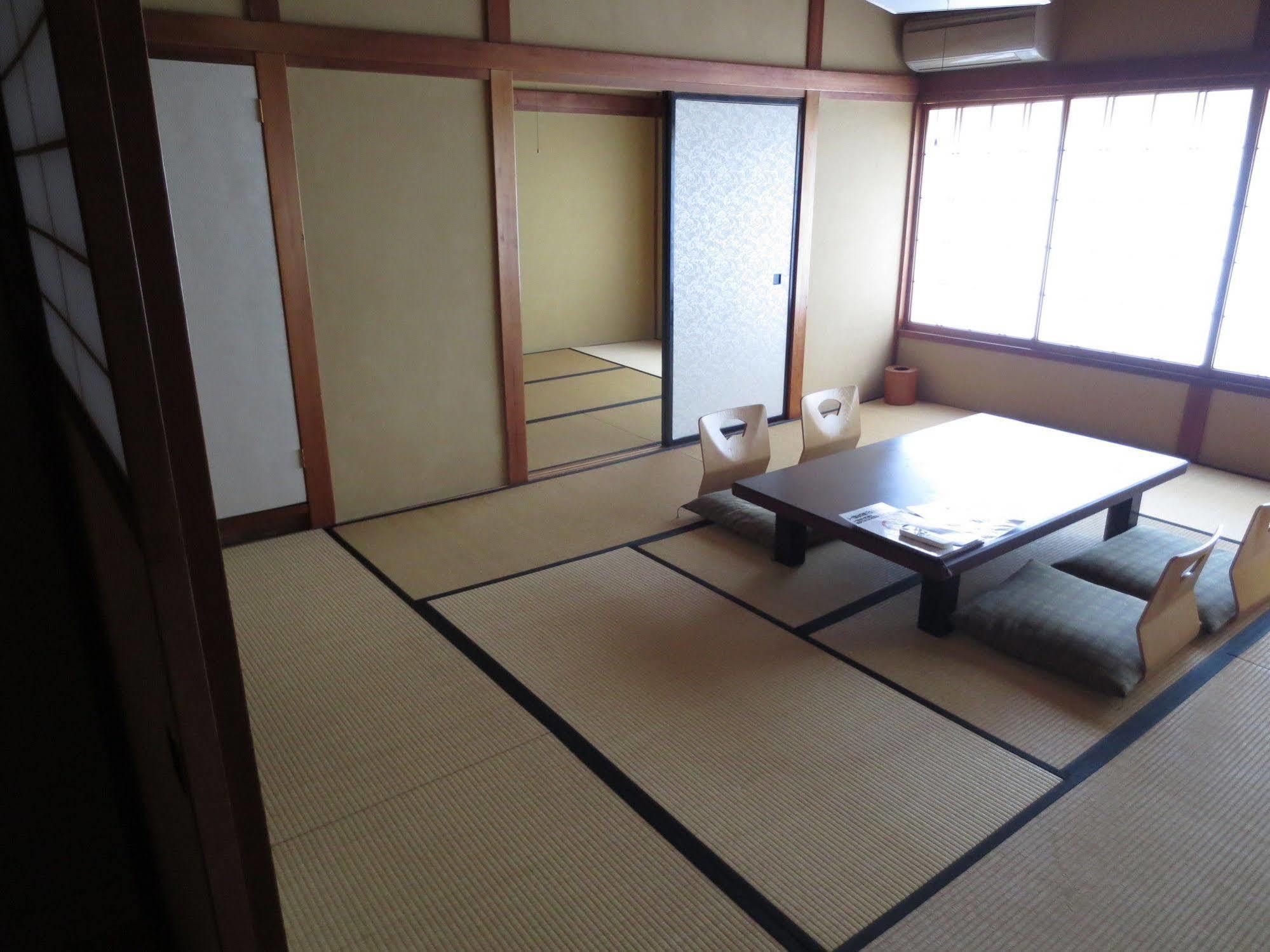 K'S House Ito Onsen - Historical Ryokan Hostel Exteriör bild