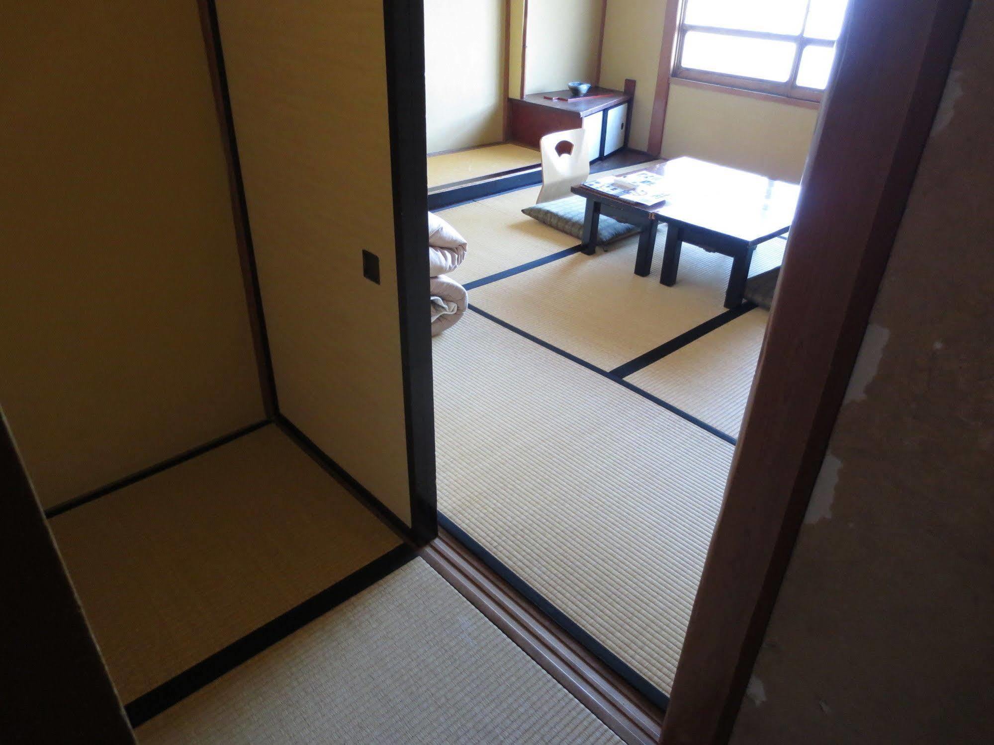 K'S House Ito Onsen - Historical Ryokan Hostel Exteriör bild
